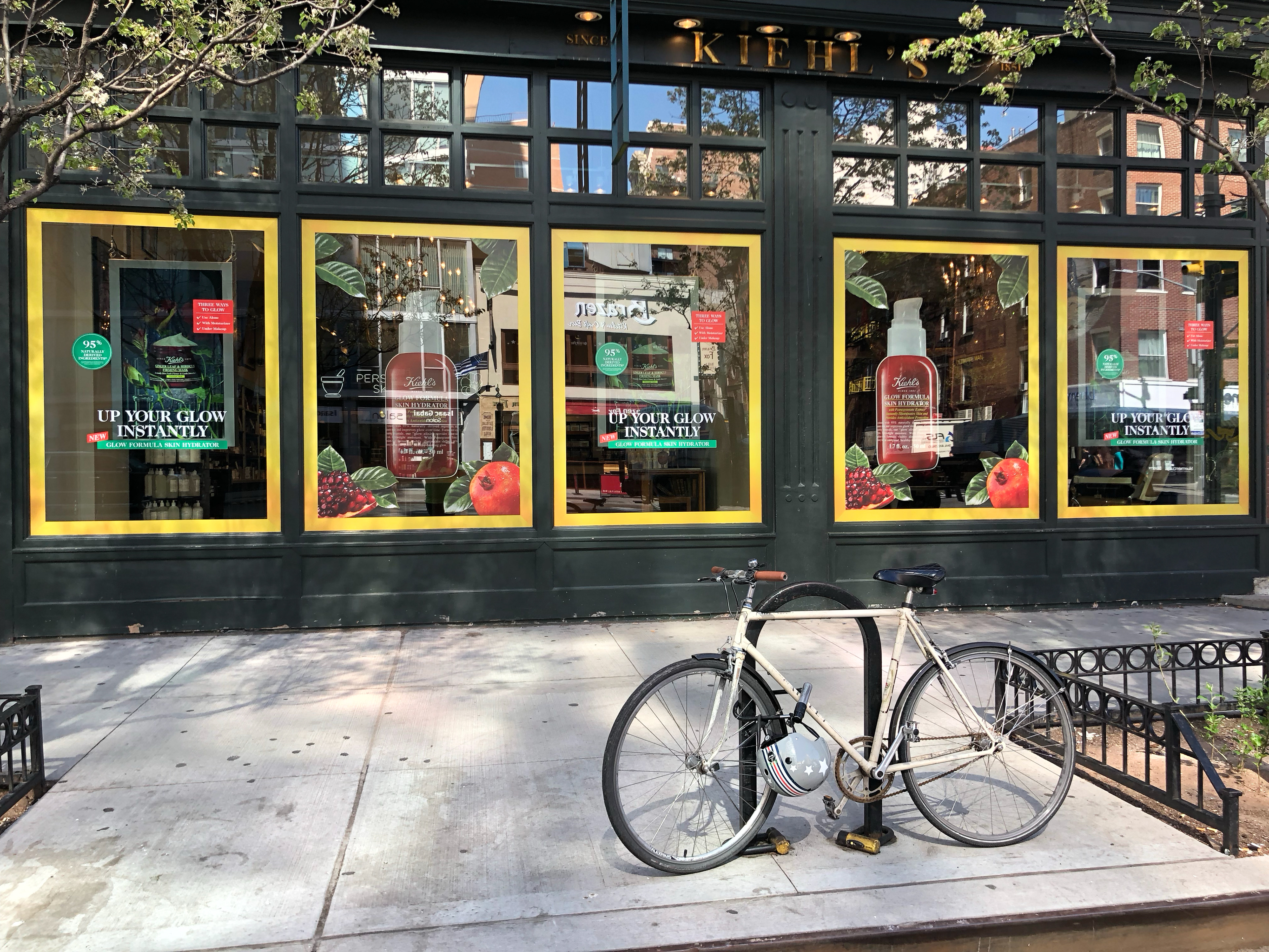 Kiehl's — in-store environment.